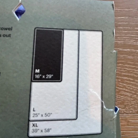 NWT REI Purple Multi Towel Deluxe - Camp Absorbent Kitchen Towel - Picture 4 of 5